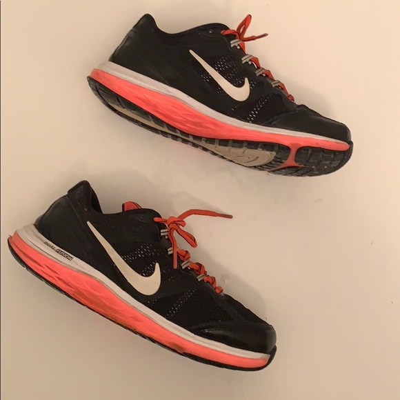 Nike Shoes - Women’s Nike